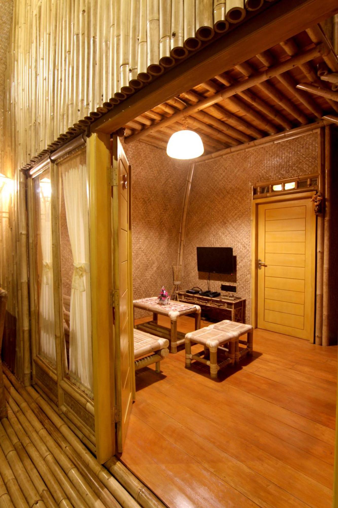 Villa Chavaminerva Bambu - Lembang Cikareumbi المظهر الخارجي الصورة